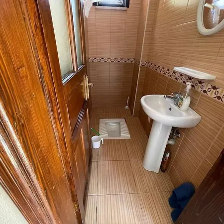 Bayanlara Ve Ailelerle Oezel Muestakil Muhafazakar Alkolsuez Havuzlu 4* Yanik